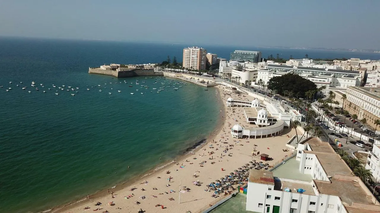 Centrico Playa Caleta 3 Dormitorios Cadiz 0*,